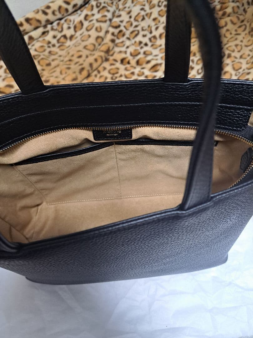 HushTug　レザージップミニトート