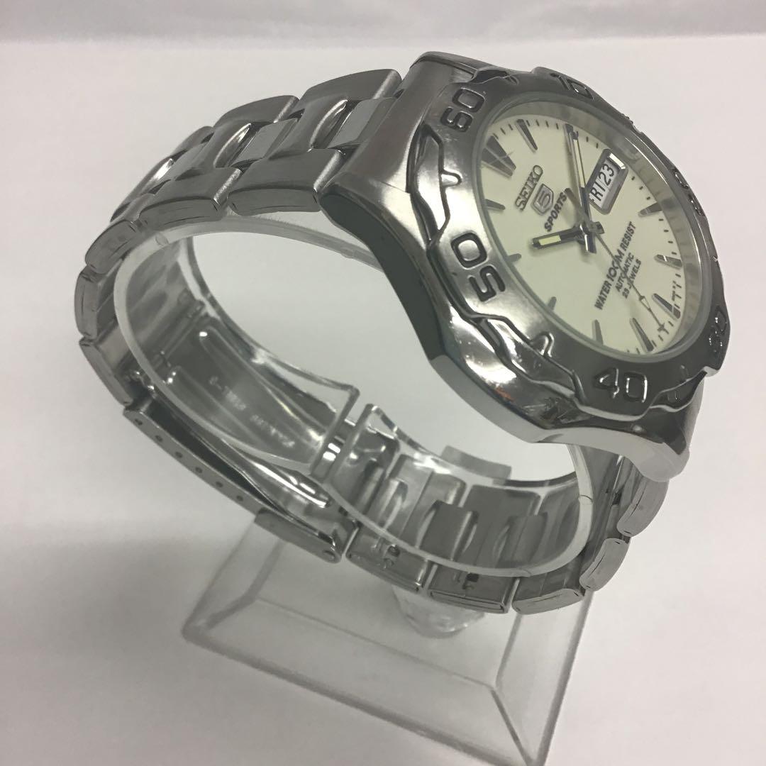 ❣️SEIKO セイコー❣️5 SPORTS 自動巻き　シースルーバック腕時計23石