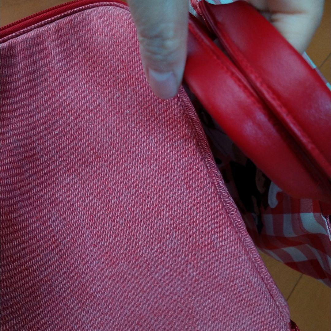 ファミリアショーギンガムチェック美品バッグと新品おむつケース