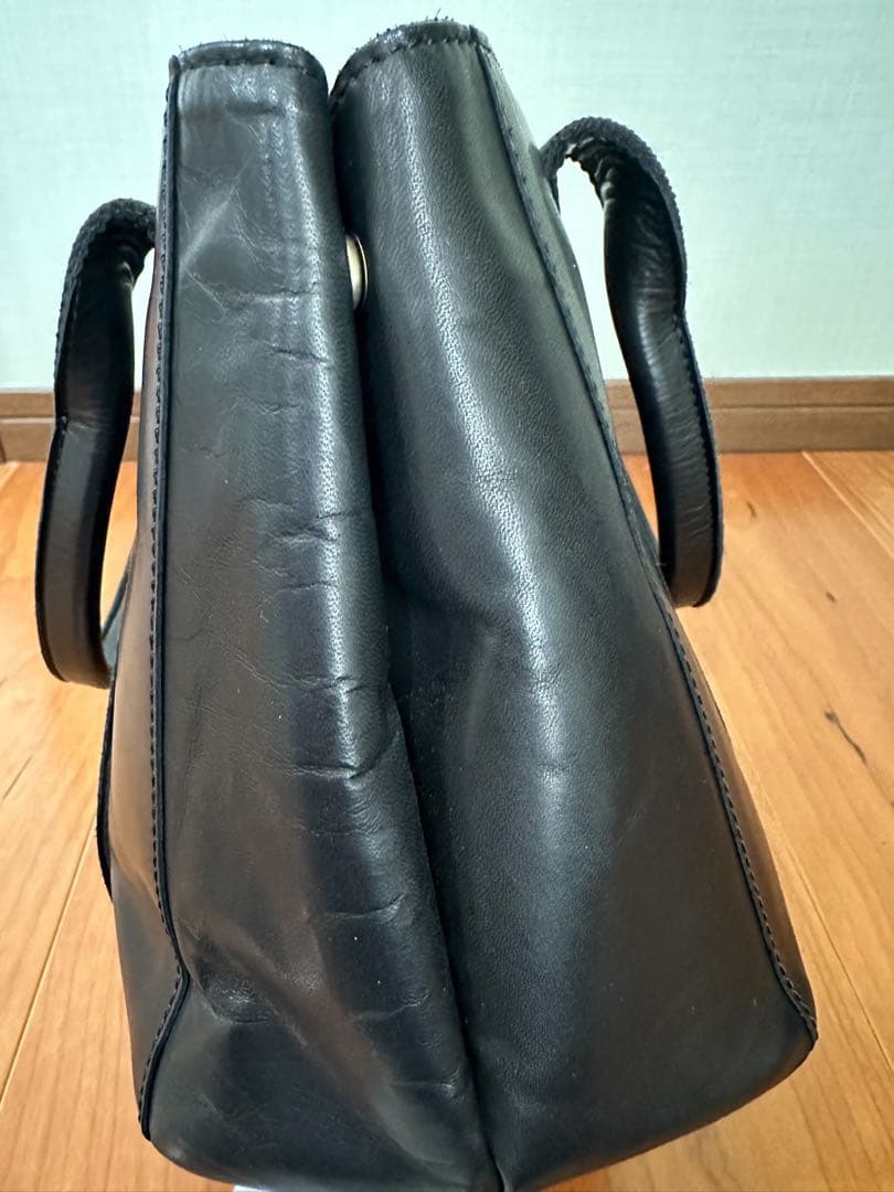 黒 レザー トートバッグ 中型