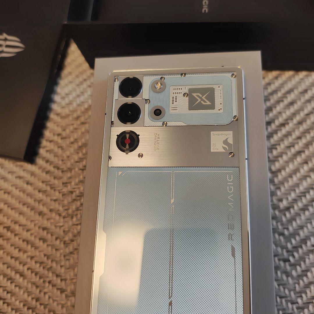 【美品国内版】nubia REDMAGIC 10 Pro 16GB 512GB