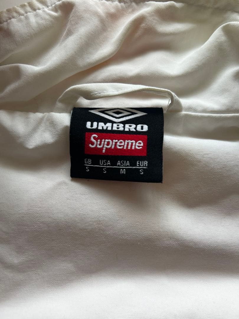UMBRO SUPREME ナイロンジャケット