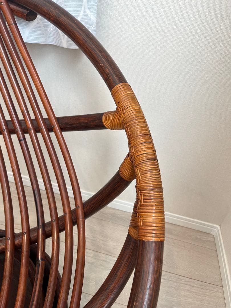 たむ様【引き取り限定】ラタンチェア 360度 回転式 籐家具