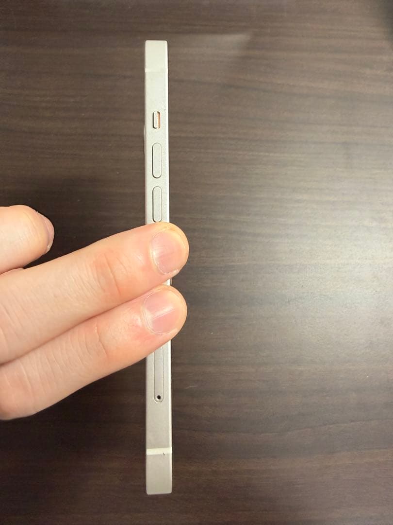 iPhone13 スターライト 箱・充電器等付属