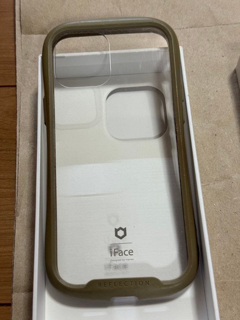 hugs！iPhone 12 pro max 純正バッテリー新品！
