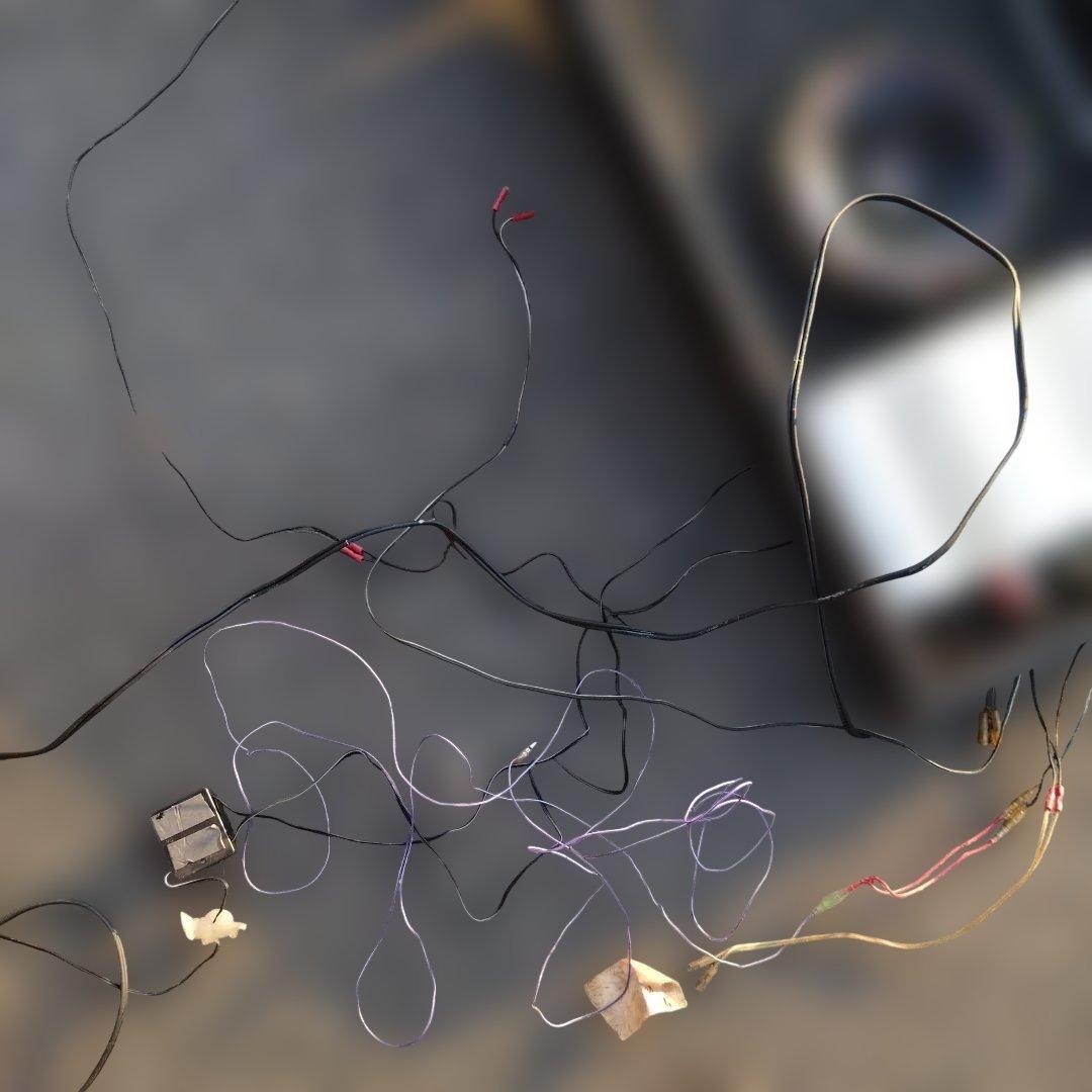 スピーカー　箱有無は相談です