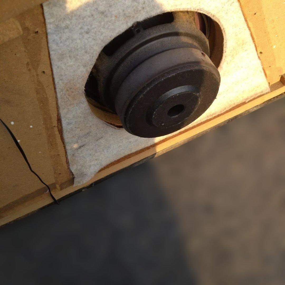 スピーカー　箱有無は相談です