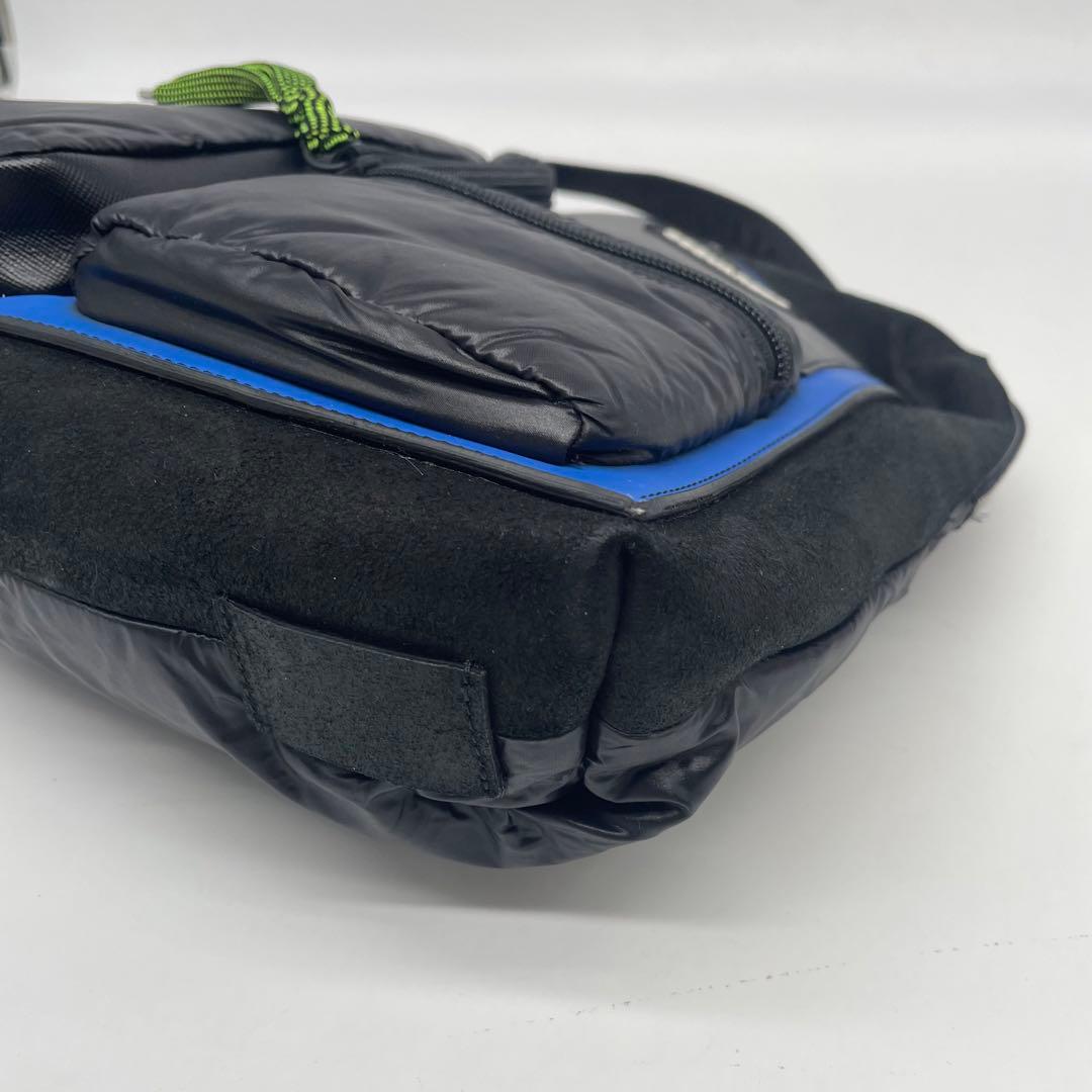 ディースクエアード ショルダーバッグ 斜め掛け スクエア 多収納 ナイロン 黒