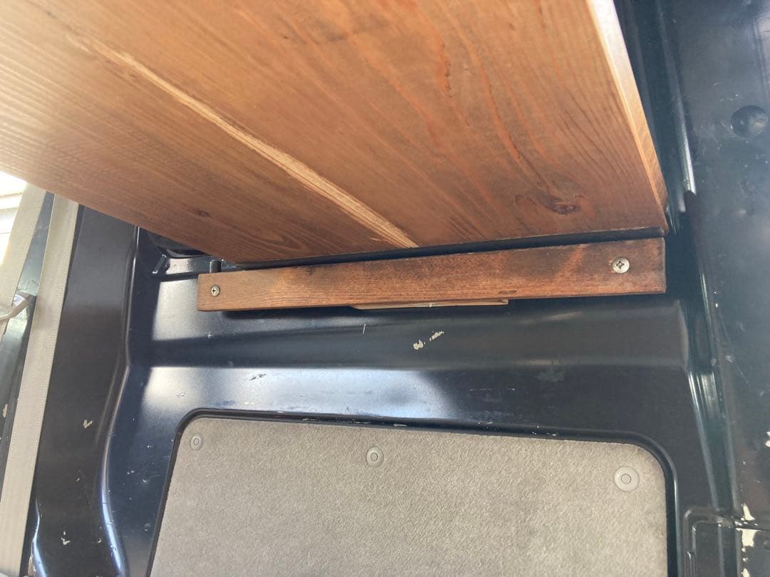 エブリイDA17V(OEM車) ラゲッジボード②