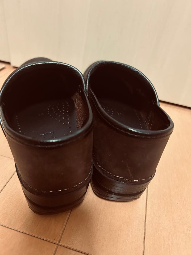 Dansko ブラウン クロッグ 37