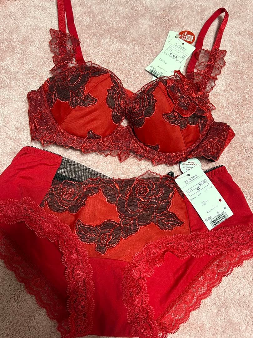 サルート　新品　タグ付 C65 M