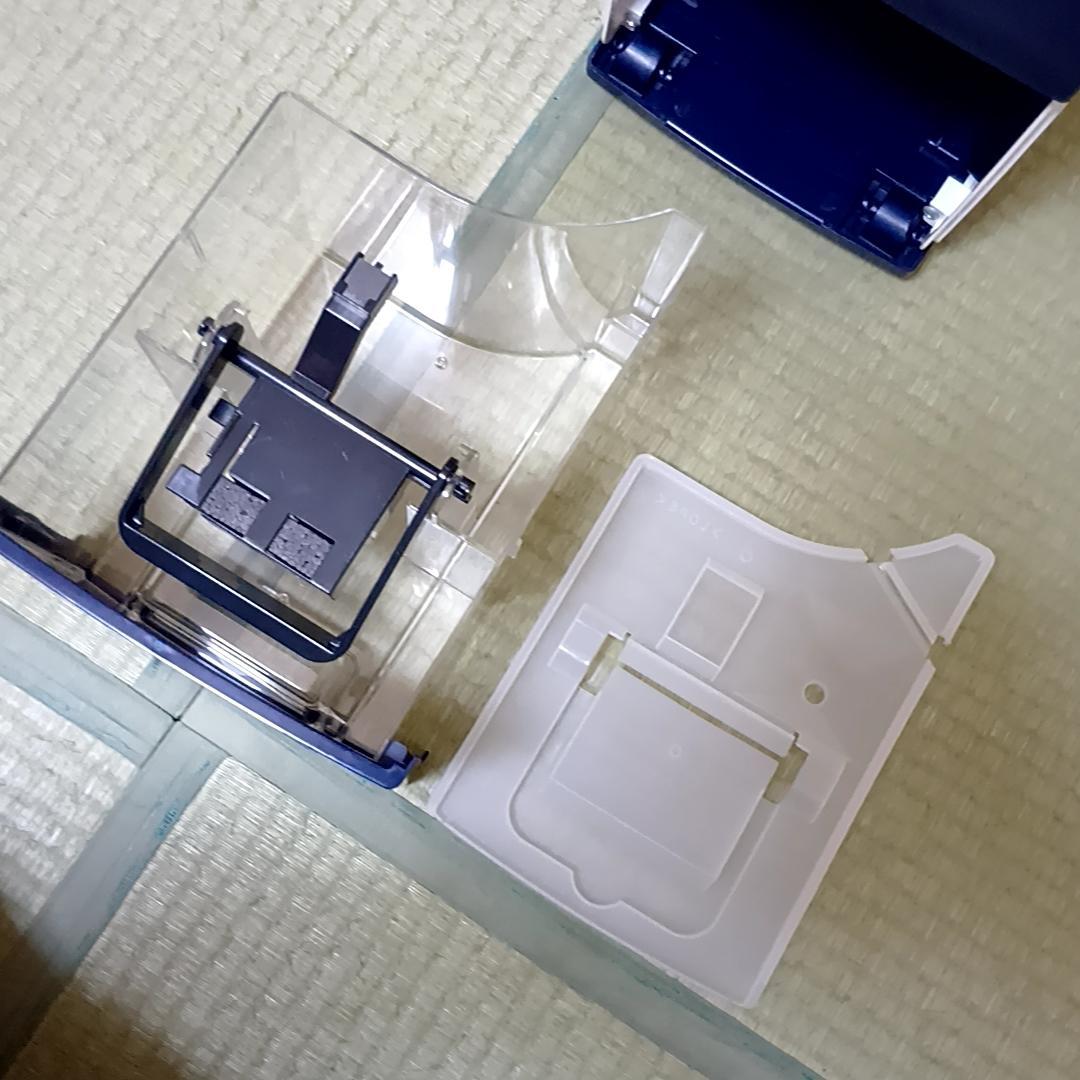 CORONA　衣類乾燥除湿機 コンプレッサー式　CD-H1016