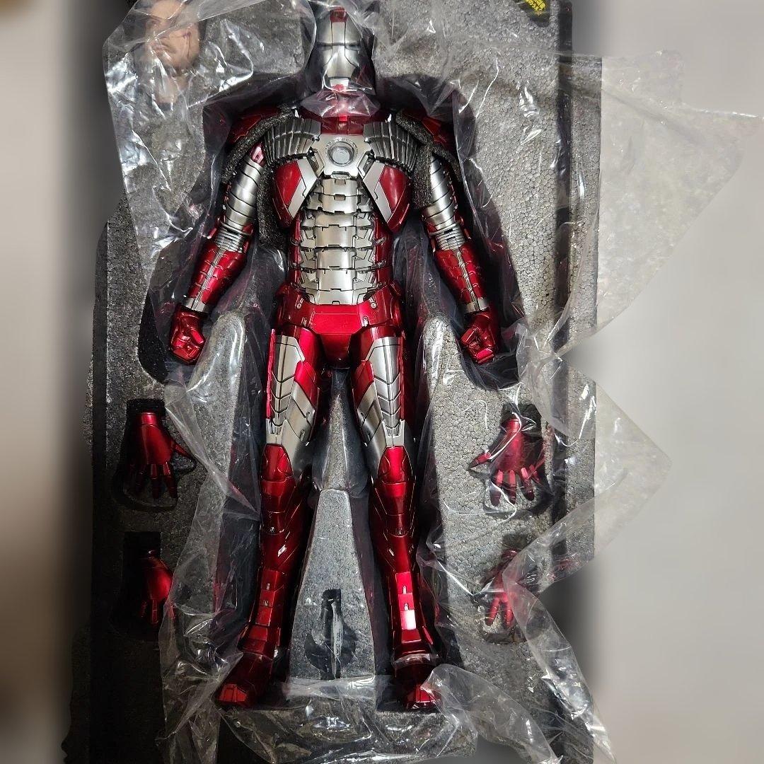 アイアンマン マーク5 ホットトイズ