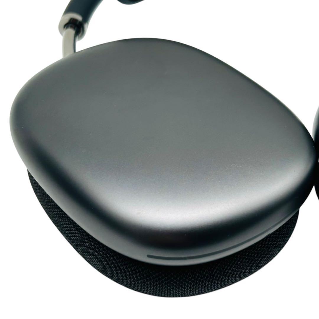 AirPods MAXスペースグレイ