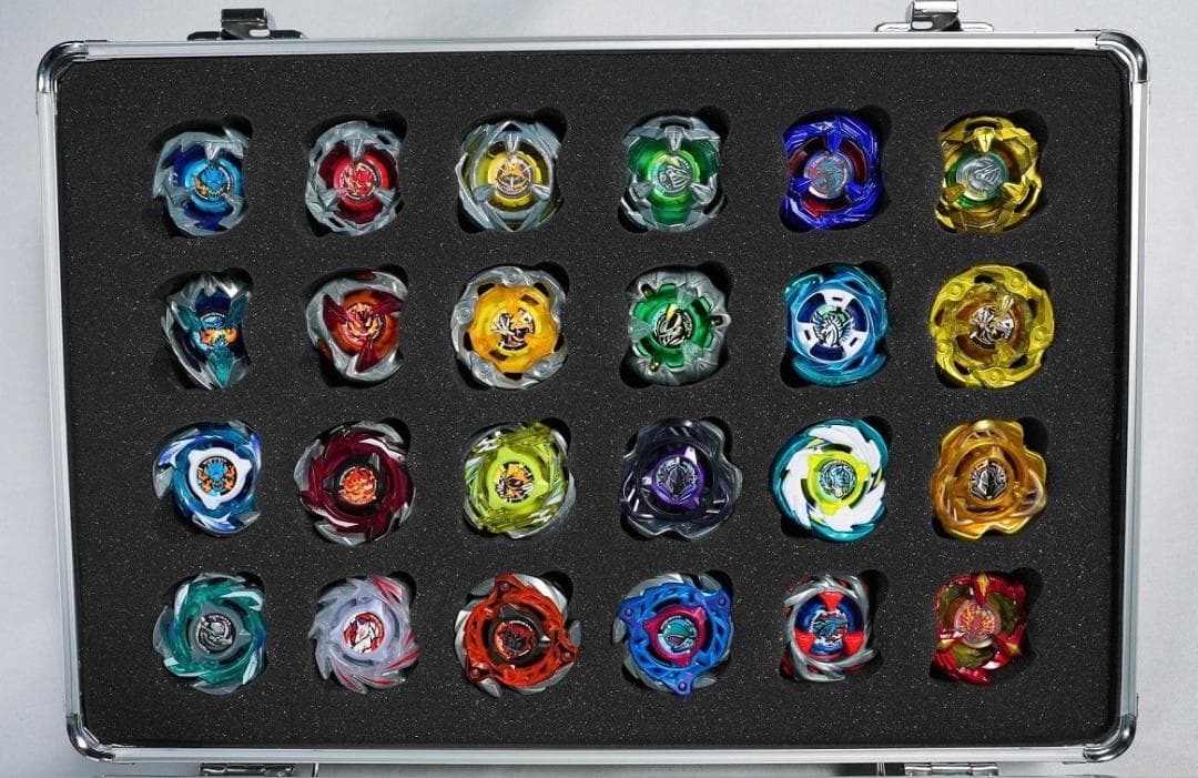 課*長様 ケースのみ商品 ベイブレードX 収納box ギアケース B級品 おまけ