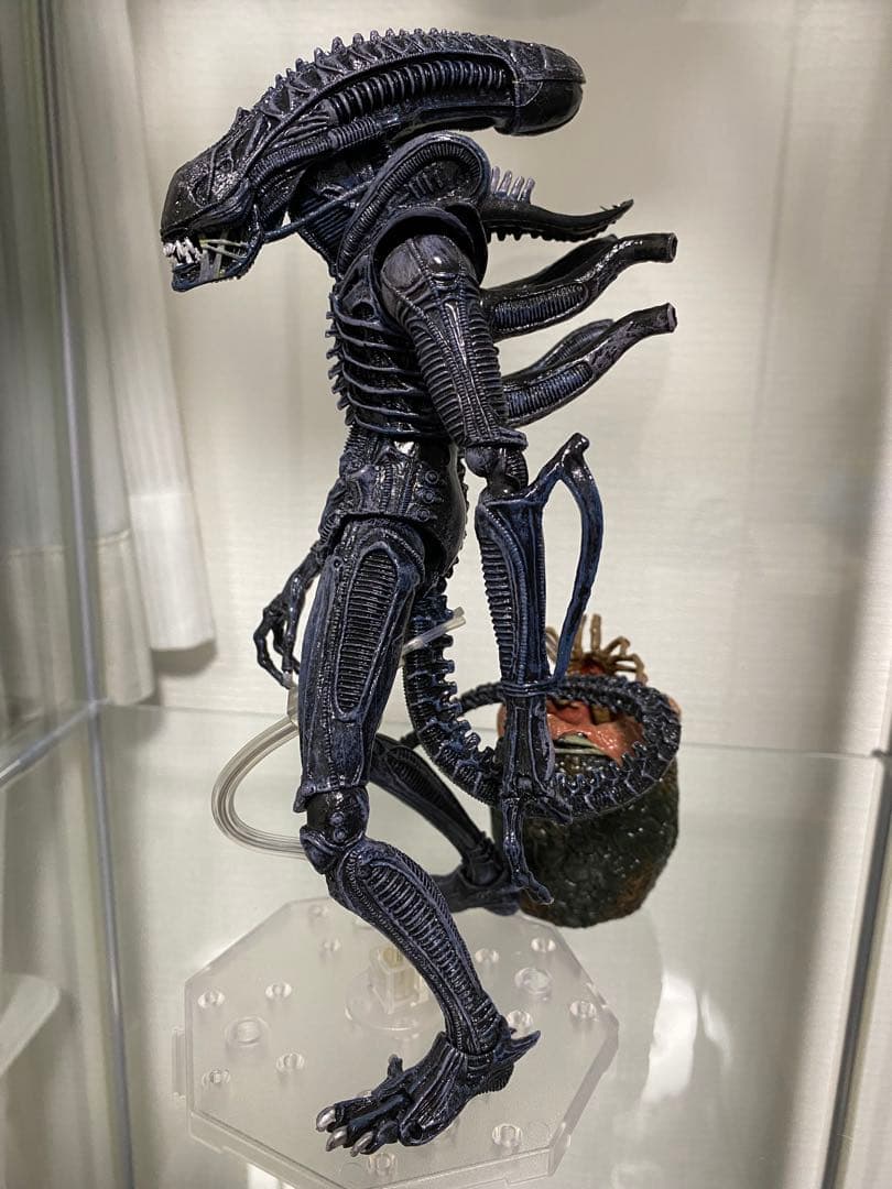 NECA ネカ アルティメット ウォーリー エイリアン プレデター