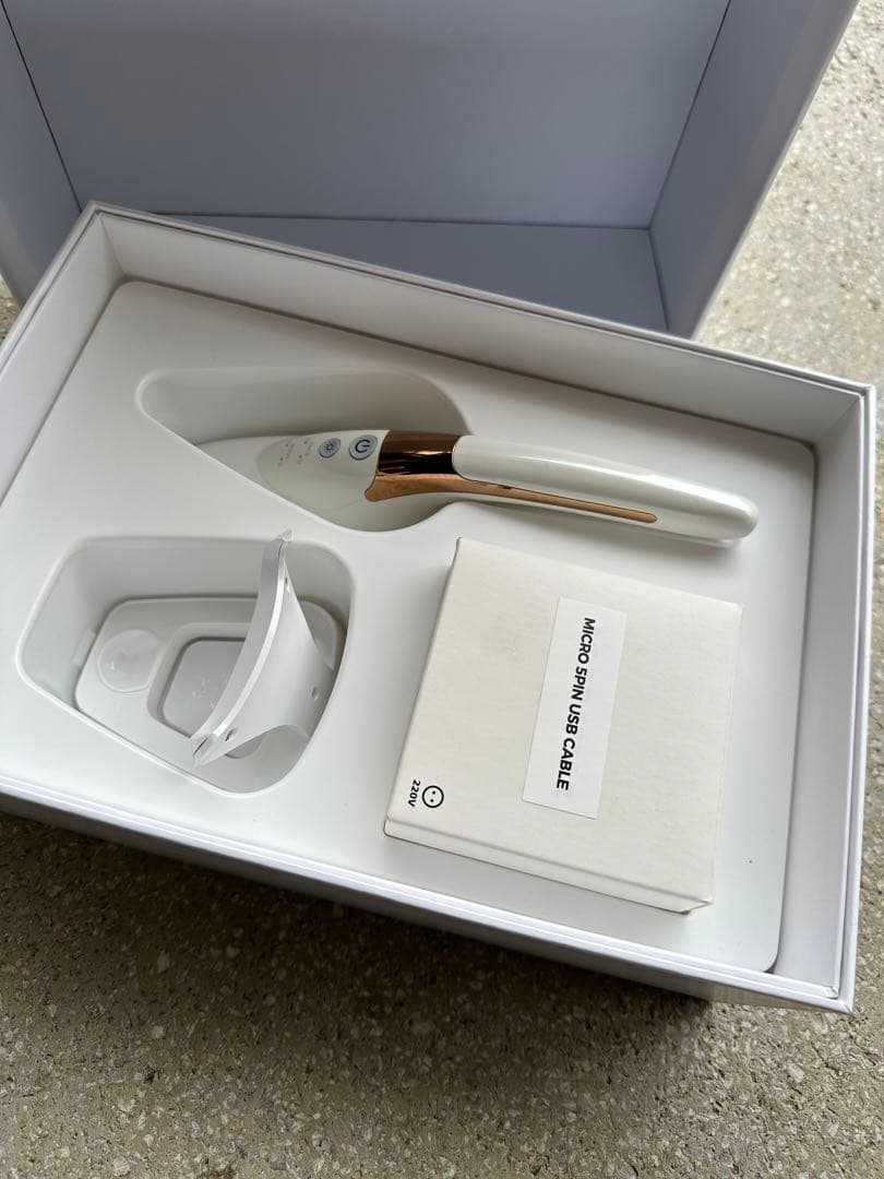 値下げ祭　スキンアイロン　クリームセット2箱