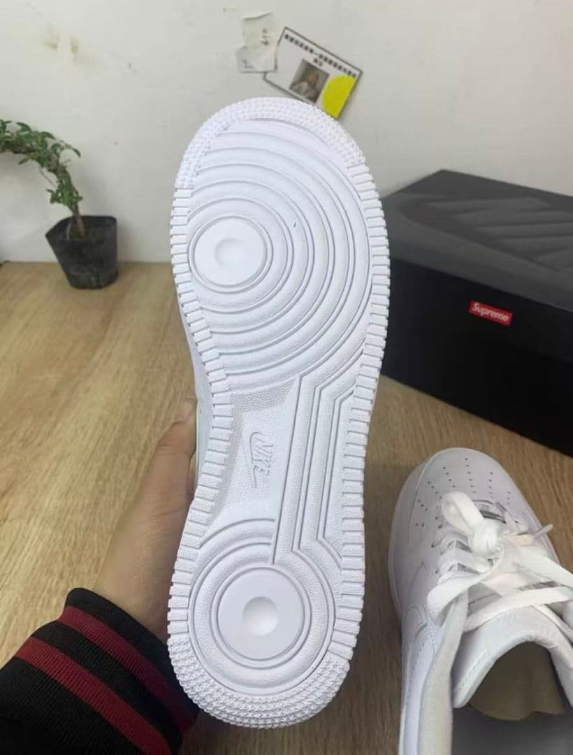 Supreme Air Force 1 ホワイト