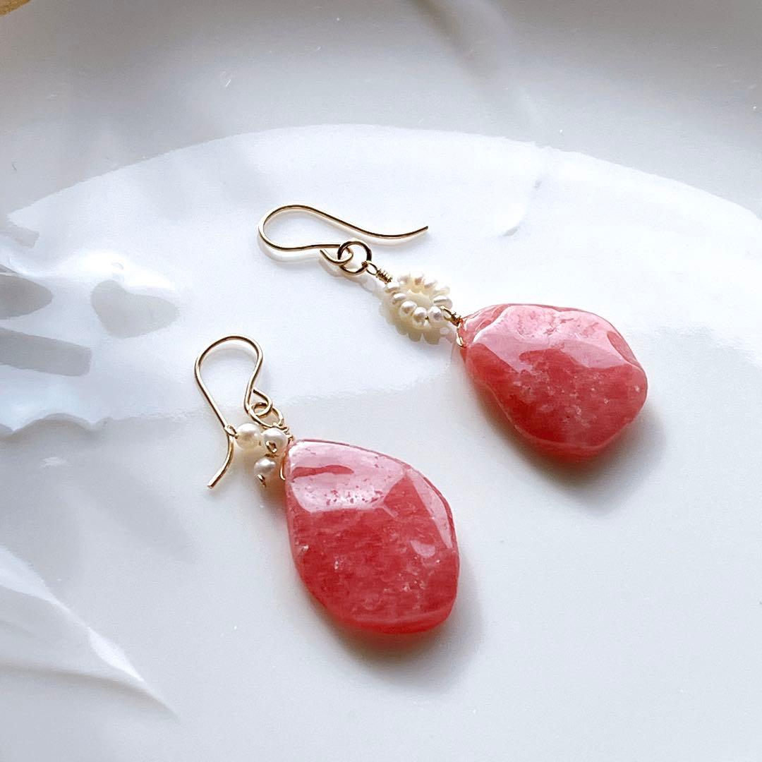 マルモ◆ラフカット✧インカローズ×淡水パールアシンメトリーピアス