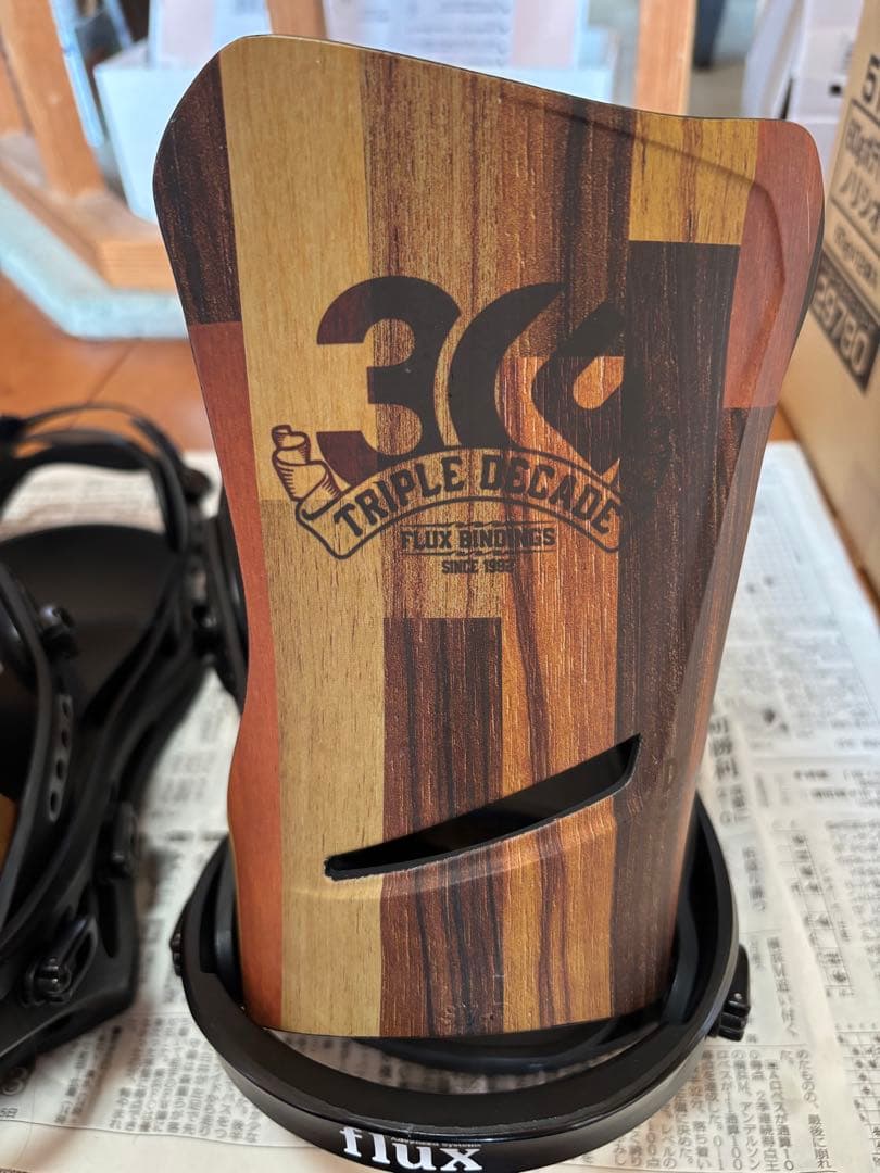 FLUX ds LTD TEAM 22-23 Mサイズ　ビンディング