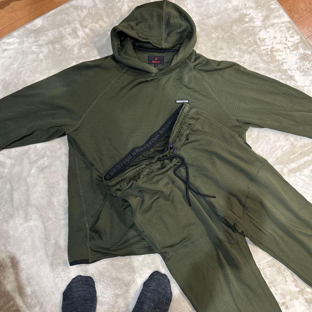 ジ*ジ様 ブリーフィング オリーブ色フーディーとパンツセット