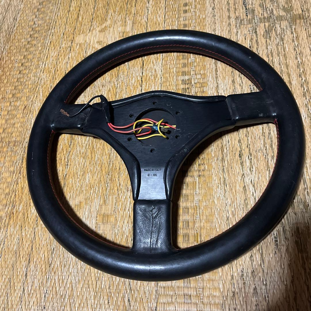 MOMO ダイハツ　イタリア製 ステアリング ハンドル 1985年製
