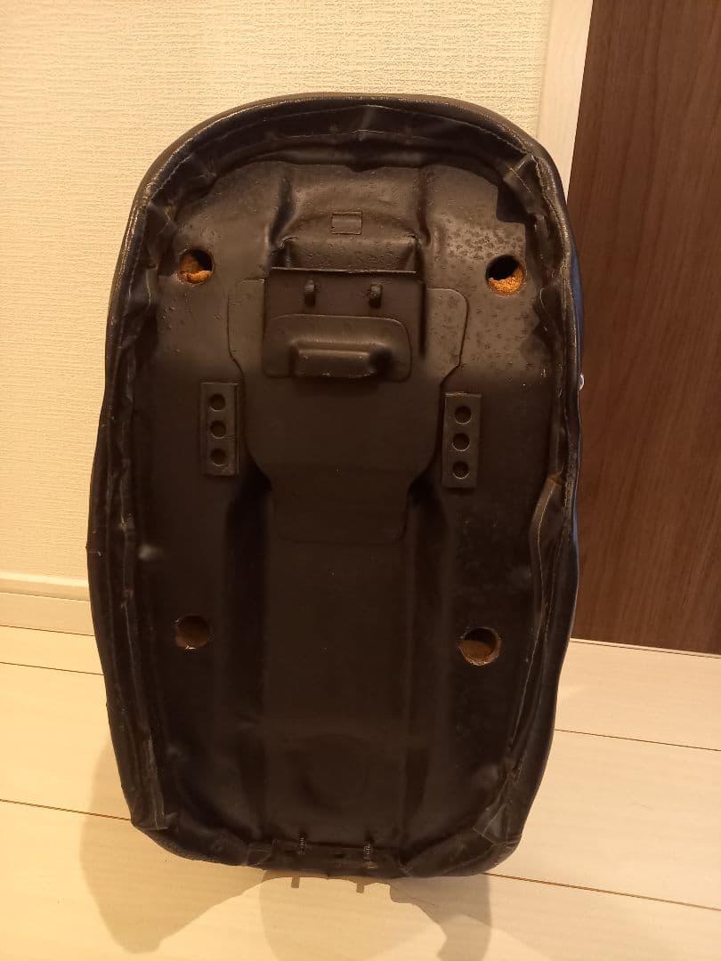 ダックス　ST-50 純正シート