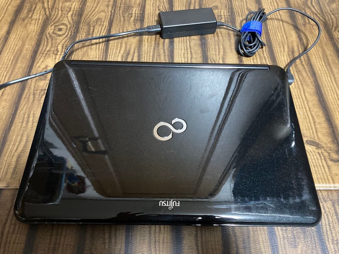 富士通 Core i7 ノートPC SSD換装 Windows 11 設定済み