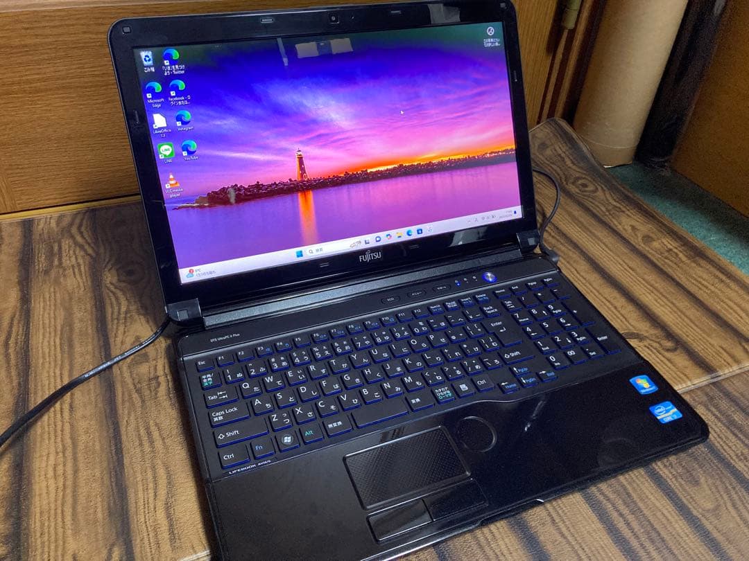 富士通 Core i7 ノートPC SSD換装 Windows 11 設定済み