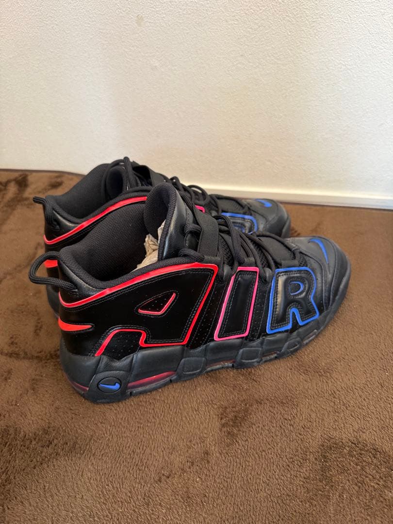 Nike ハイカットスニーカー ブラック/レッド/ブルー