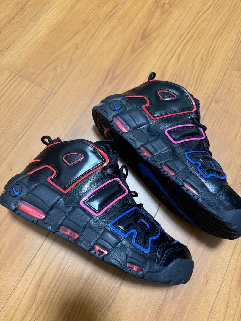 Nike ハイカットスニーカー ブラック/レッド/ブルー