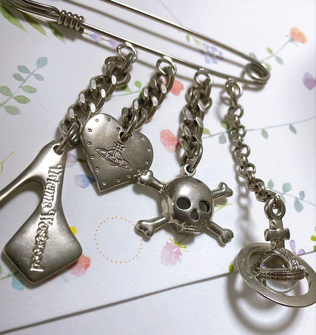 大幅値引き中★vivienne Westwood レア ブローチ