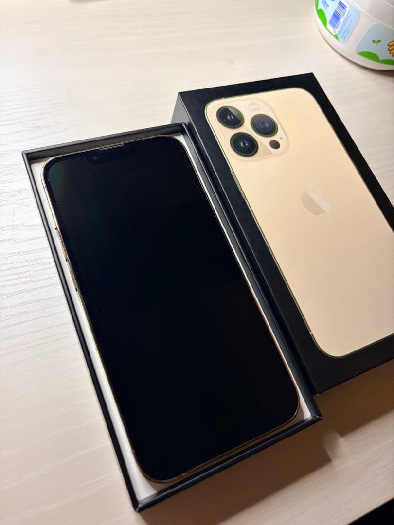 iPhone 13 Pro ゴールド