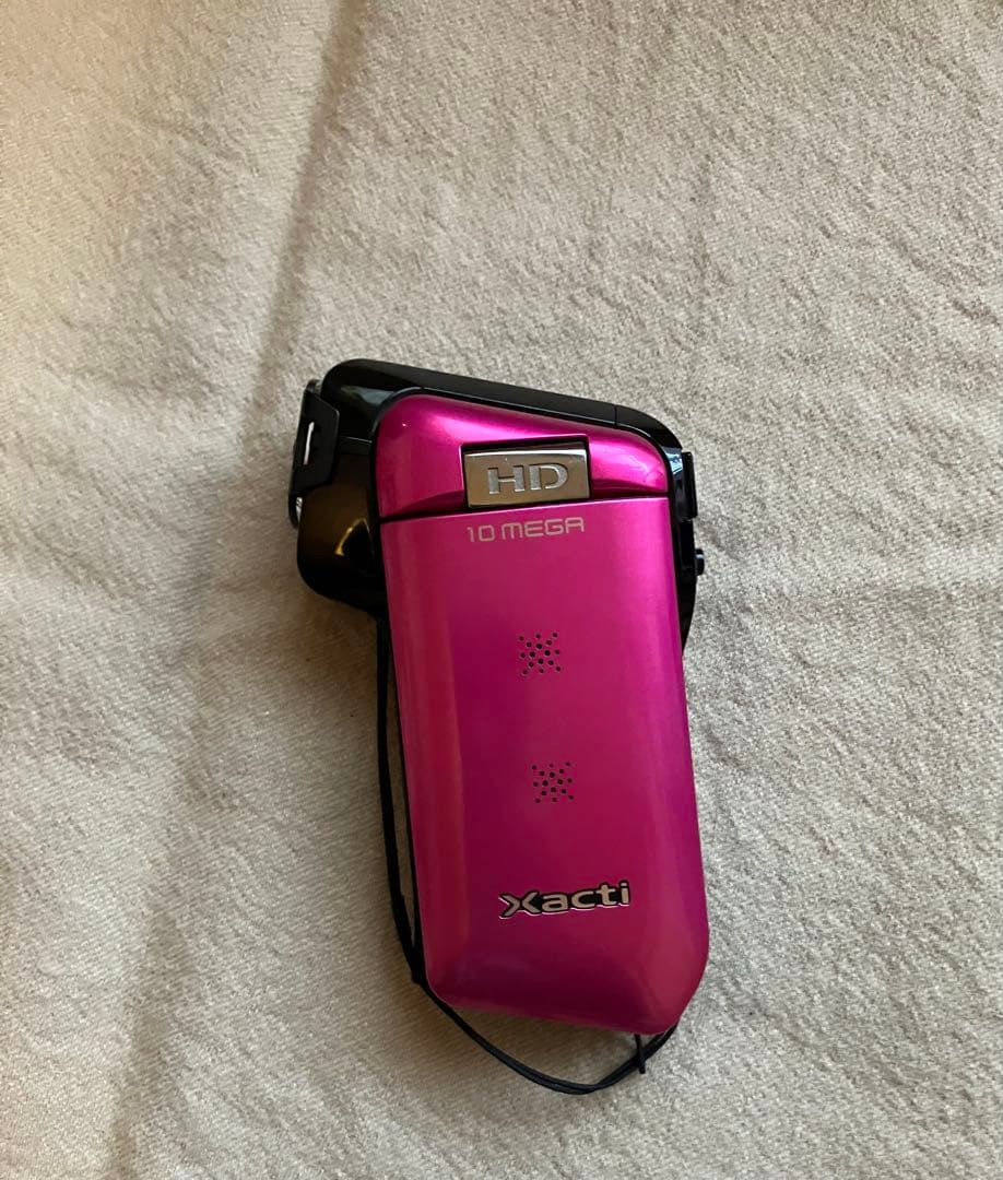 SANYO Xacti DMX-CG10　ピンク (SDカード、ケース付)