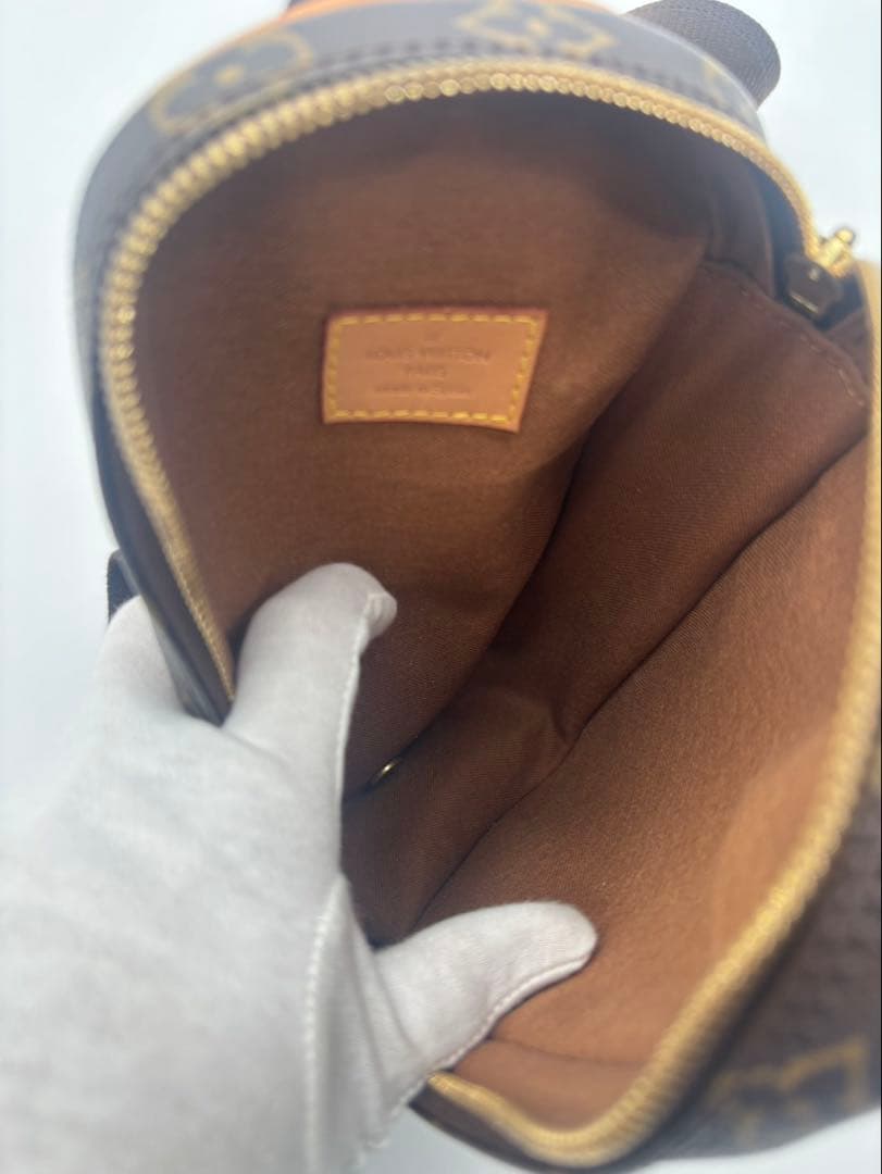 【美品】ルイヴィトン ボディバッグ ポシェットガンジュ PVC モノグラム