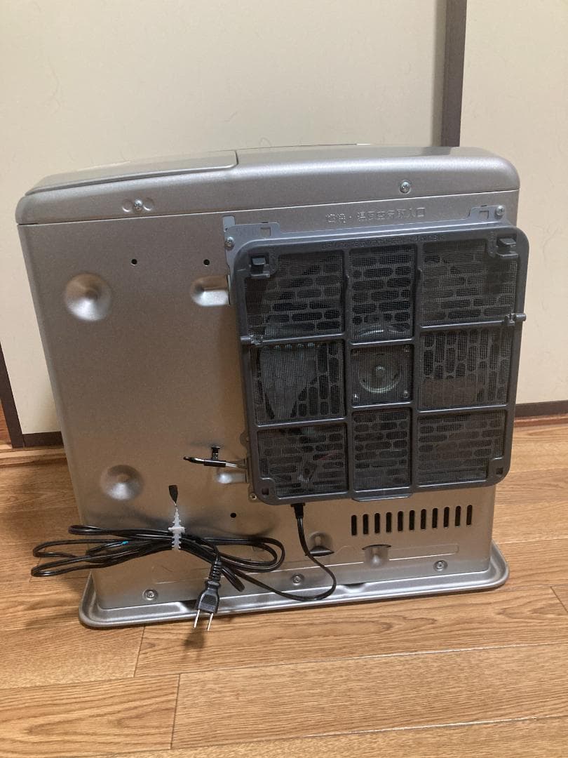 ★9.0L★ダイニチ 石油ファンヒータータンク付(緑キャップ)FW-5715LE