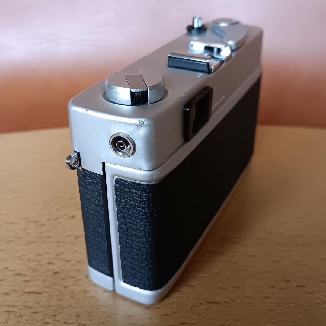 たに、カメラ【美品、完動品】コニカC35　乃木坂46　五百城茉央、芦田愛菜