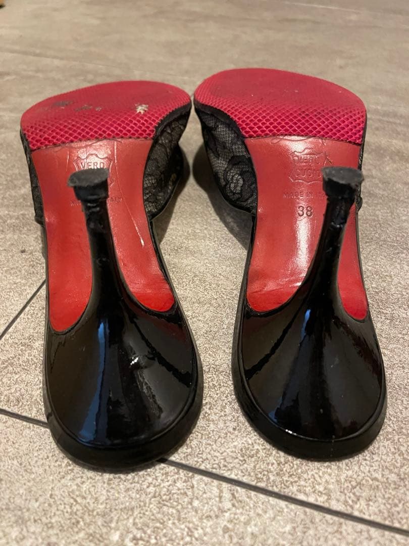 Christian Louboutin ブラック レース ミュール　38