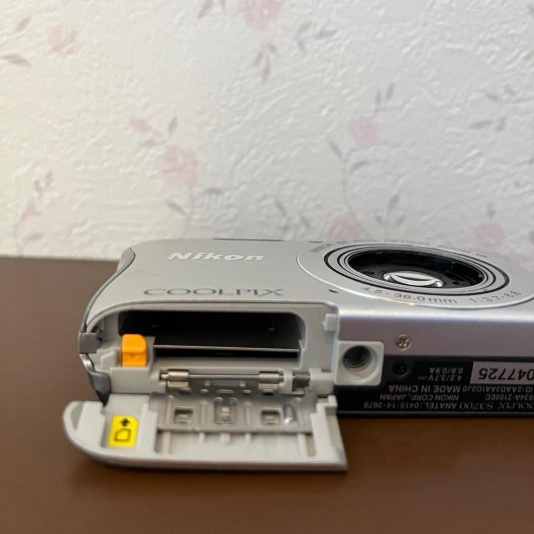 ジャンク　ニコン　Nikon coolpix S3700 デジカメ