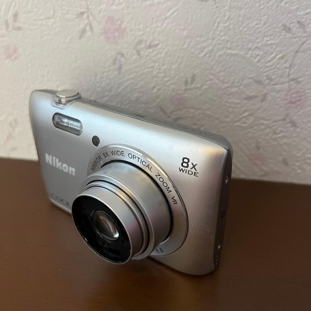 ジャンク　ニコン　Nikon coolpix S3700 デジカメ