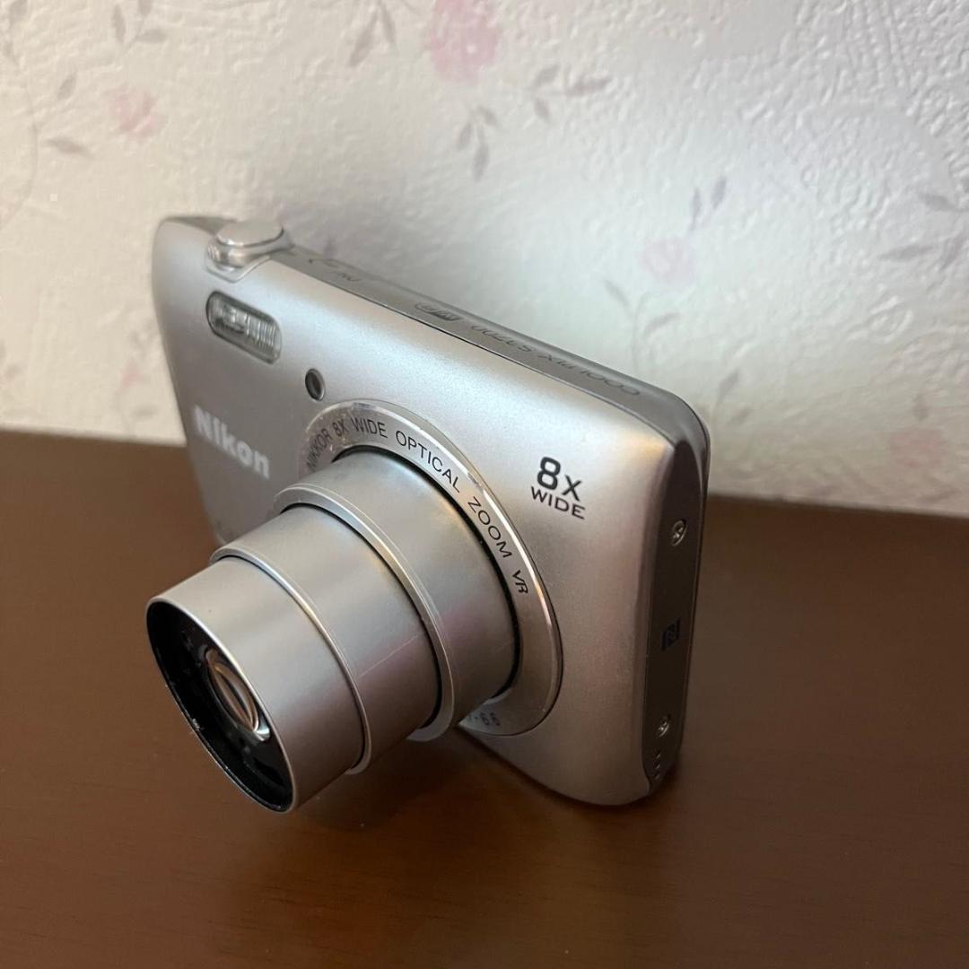 ジャンク　ニコン　Nikon coolpix S3700 デジカメ
