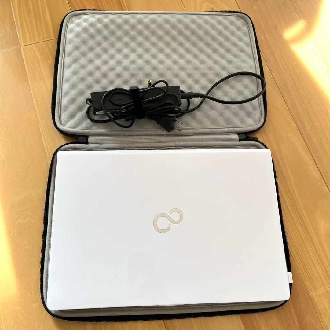 富士通 Lifebook ノートPC 本体　SH90/X メモリ拡張済み12GB