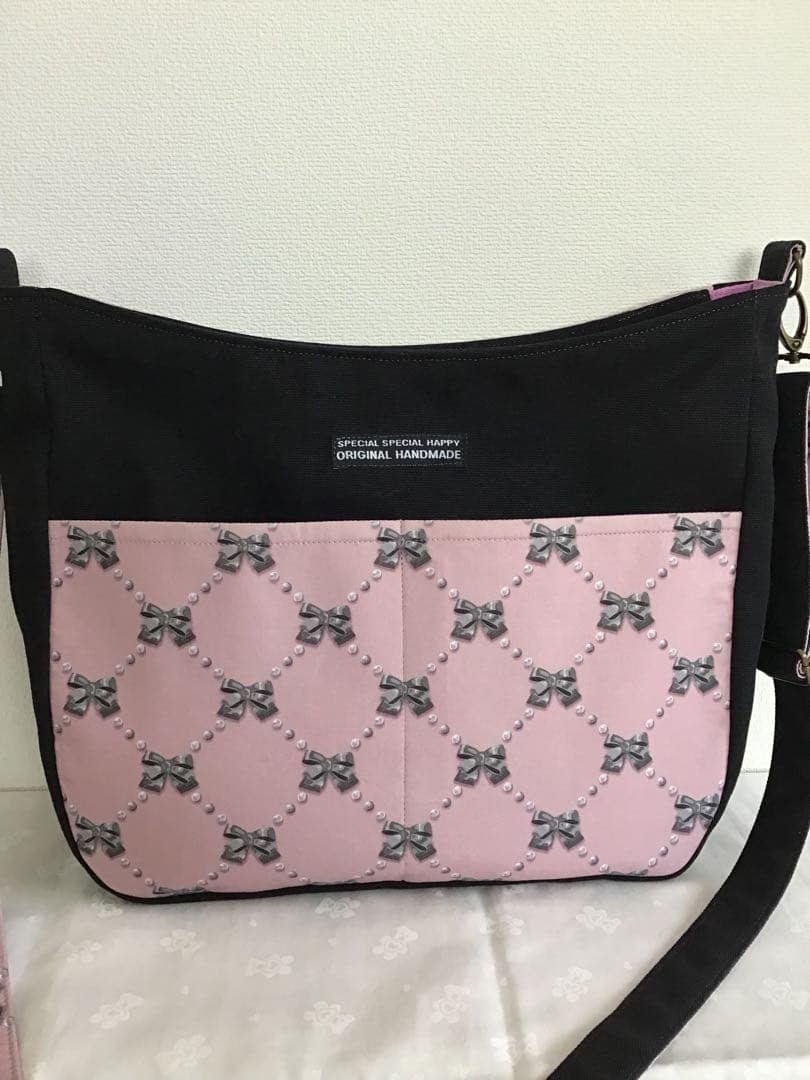 ハンドメイドショルダーバッグ☆ファスナーショルダー☆＊まる＊です♪
