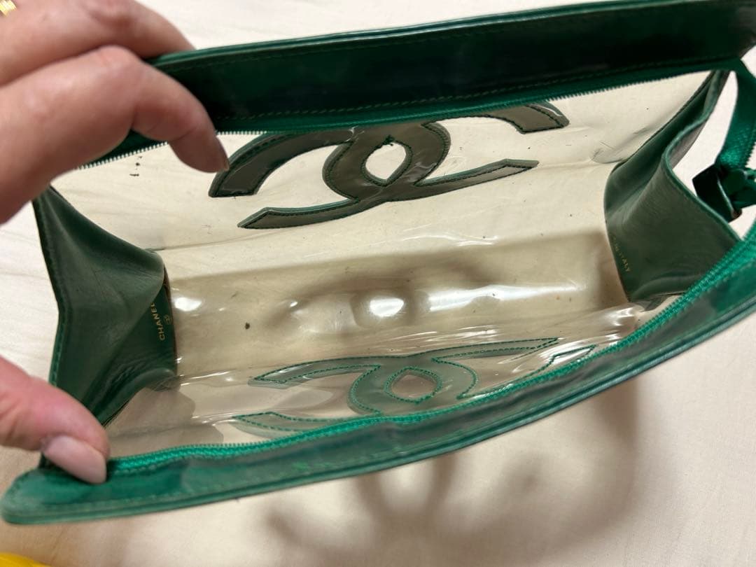 CHANEL クリアポーチ