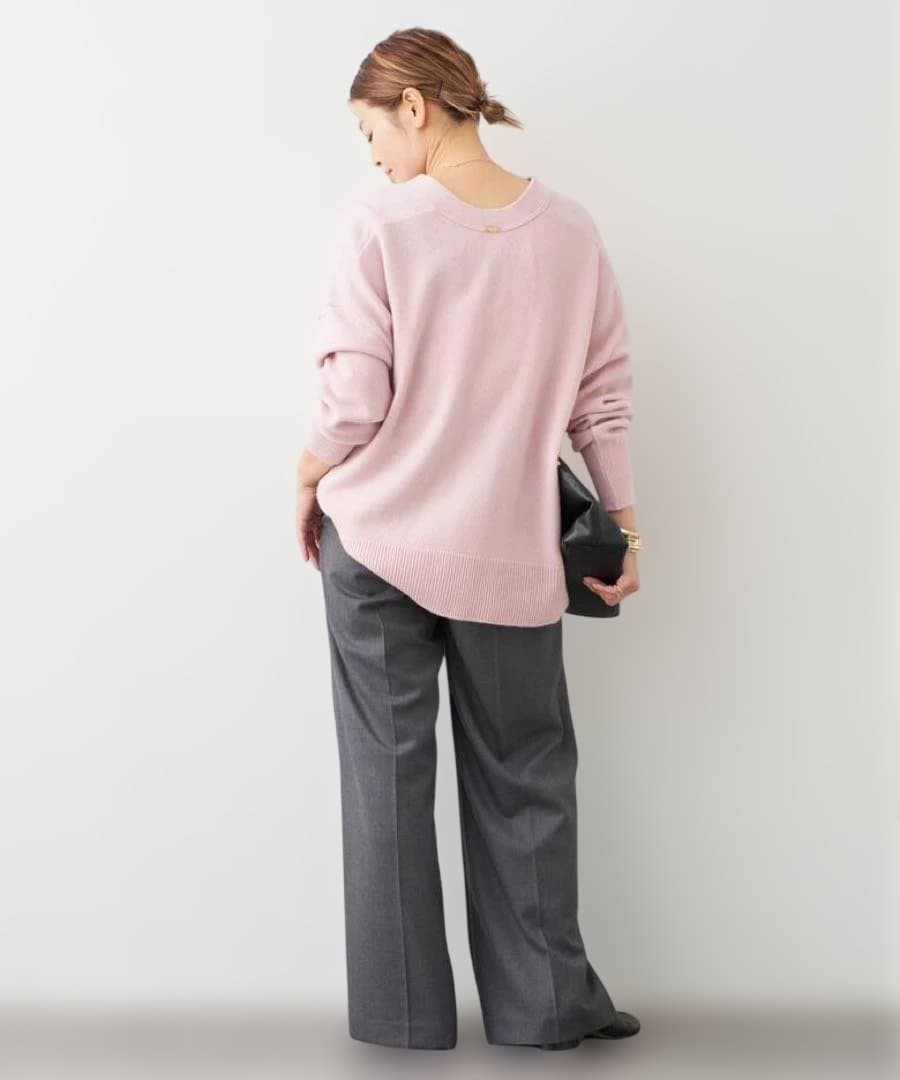 ⭐︎ドゥーズィエムクラス⭐︎OLBIA Vネックプルオーバー