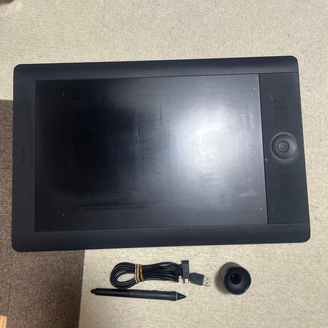 Wacom intuos PTH-850ペンタブレット