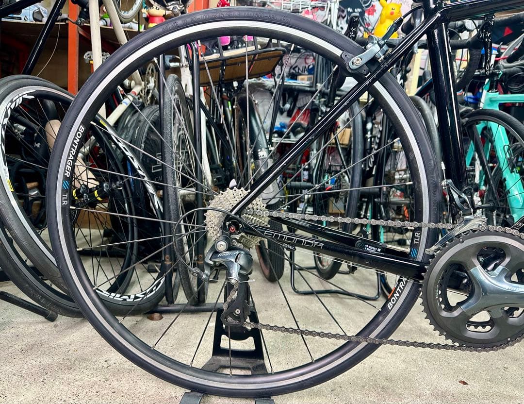 TREK EMONDA ALR4基本分解発送送料無料！完成車配送ご相談ください！