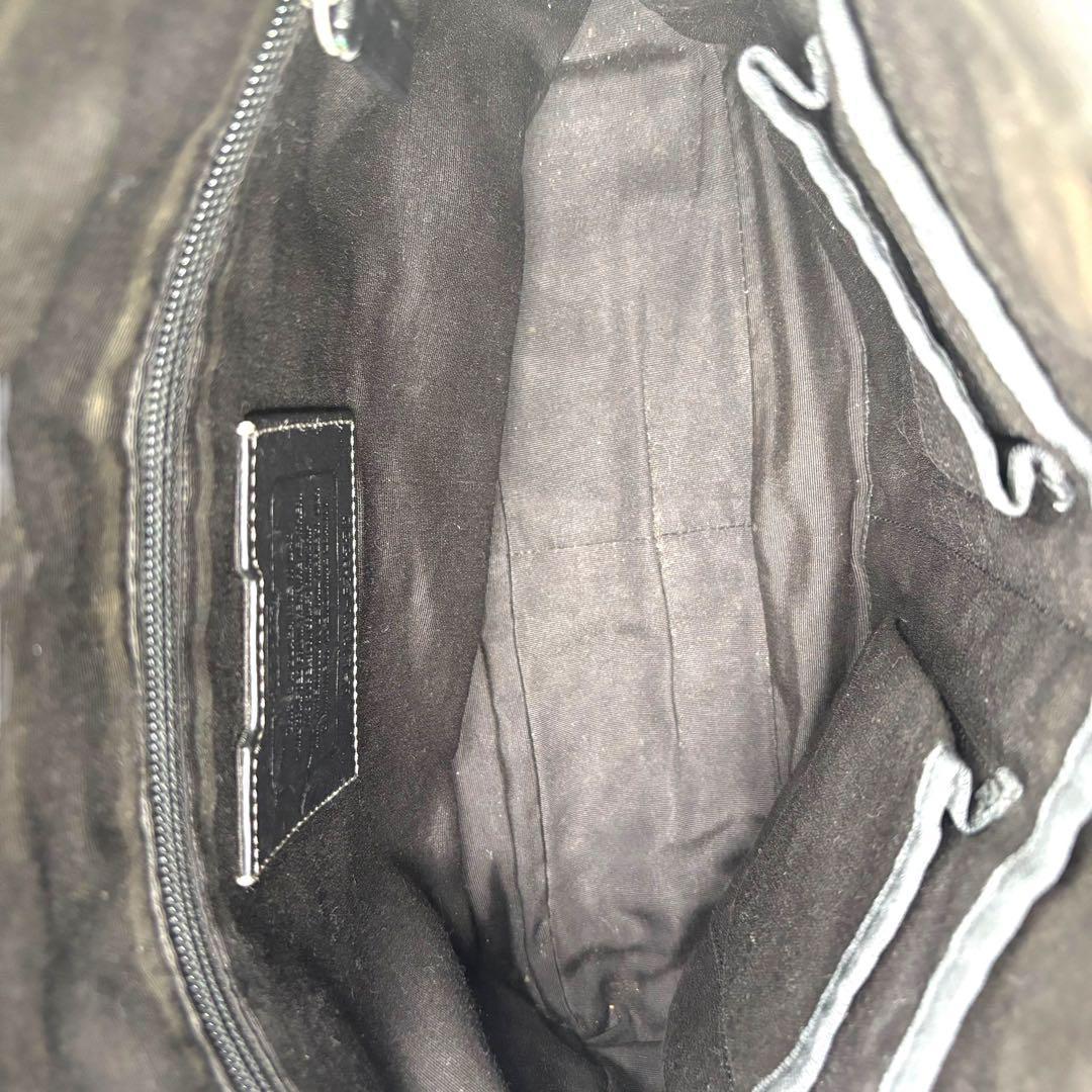 【良品】コーチ　ショルダーバッグ　メッセンジャー　斜め掛け　クロスボディブラック