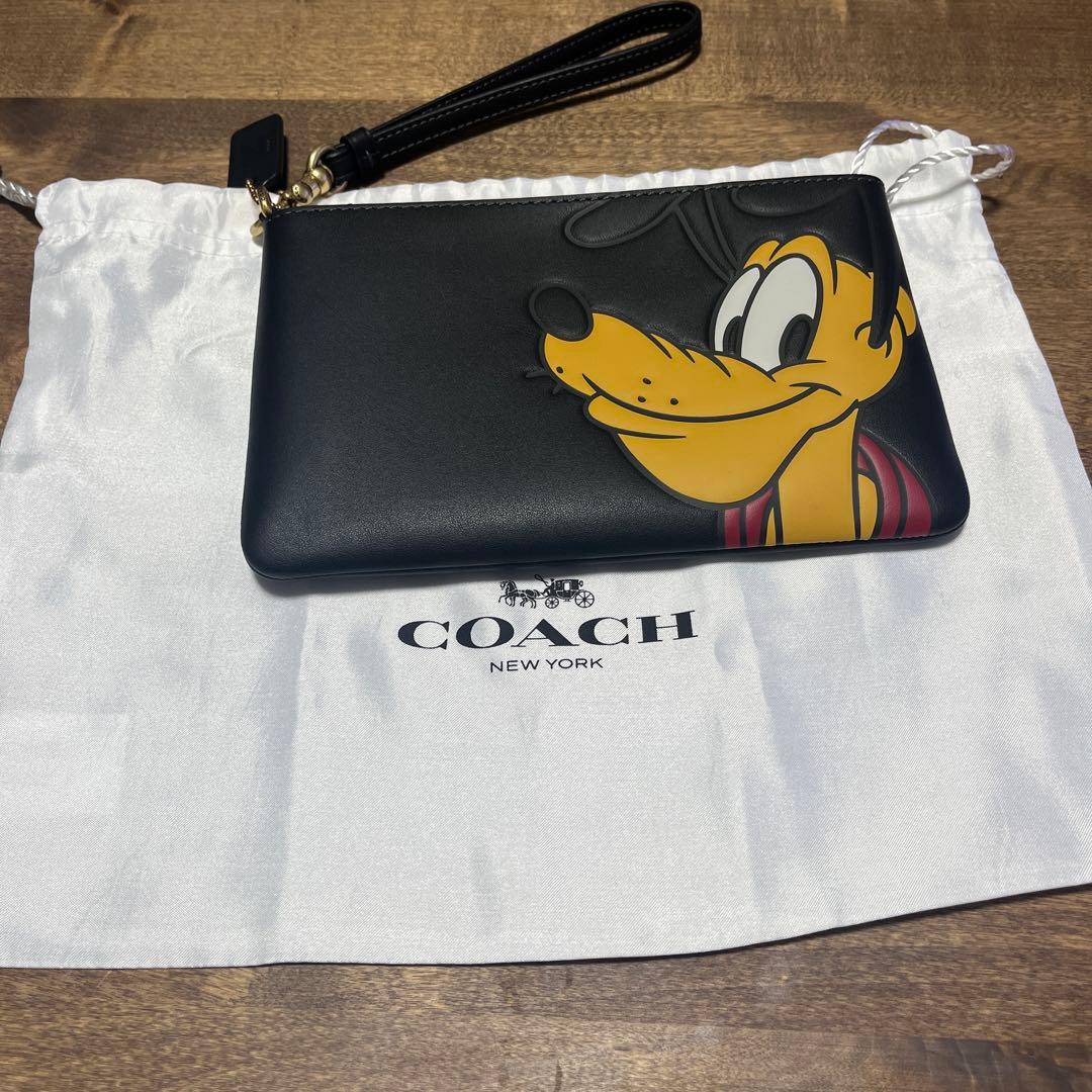 COACH プルート レザーポーチ