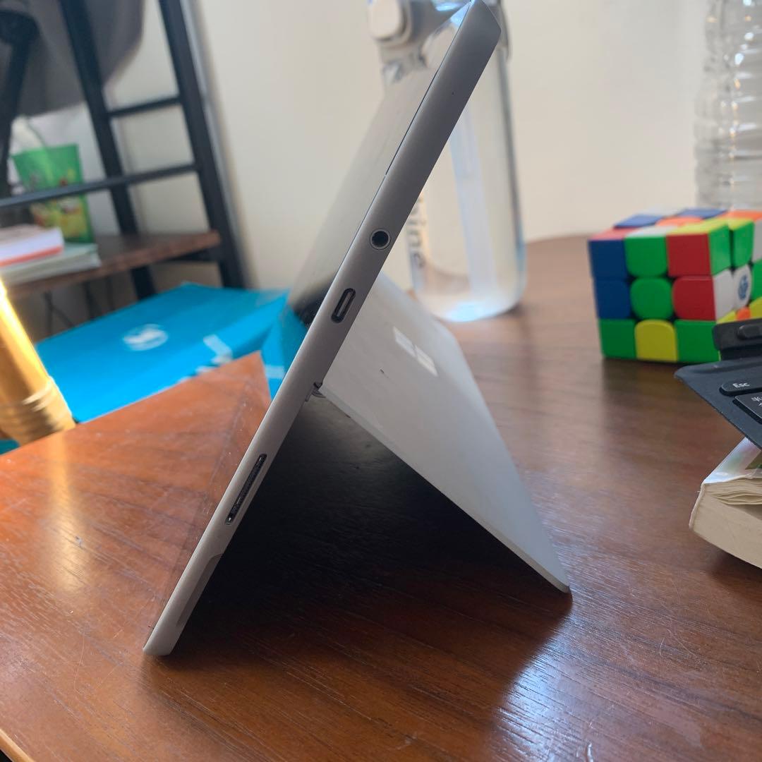 Microsoft 1901 64GB ノートPC